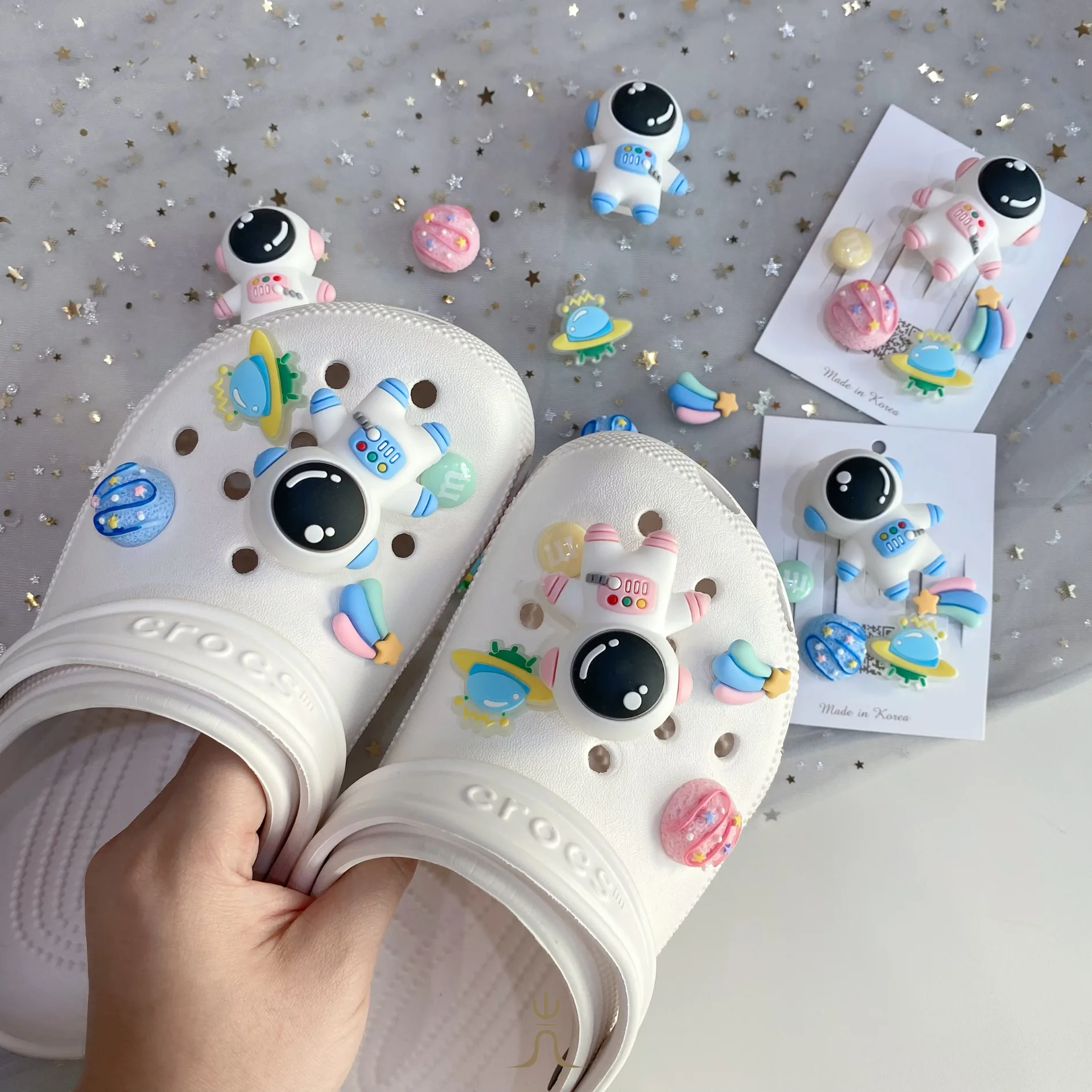 太空人系列｜Crocs鞋扣
