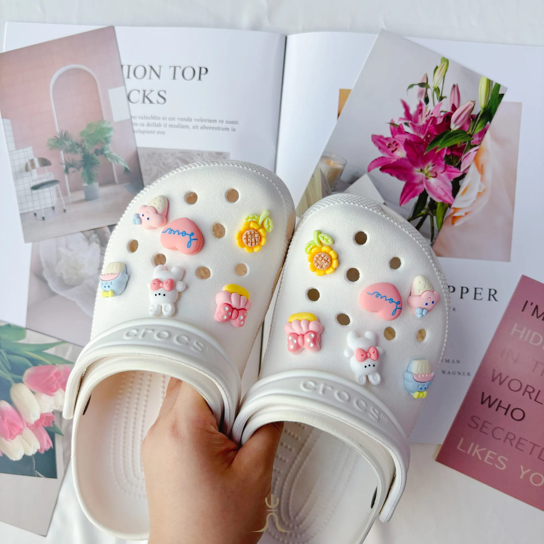 粉色兔子馬卡龍系列｜Crocs鞋扣 - Image 1
