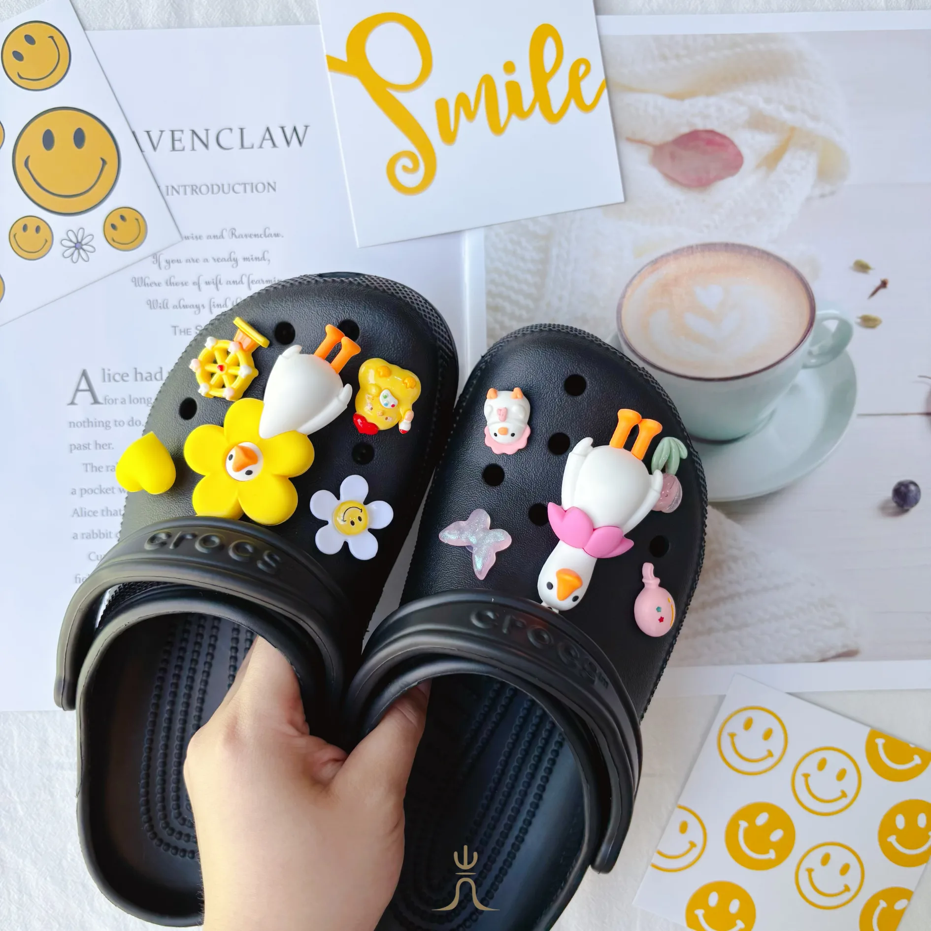 陽光小鴨系列🐣｜Crocs鞋扣 thumbnail 4